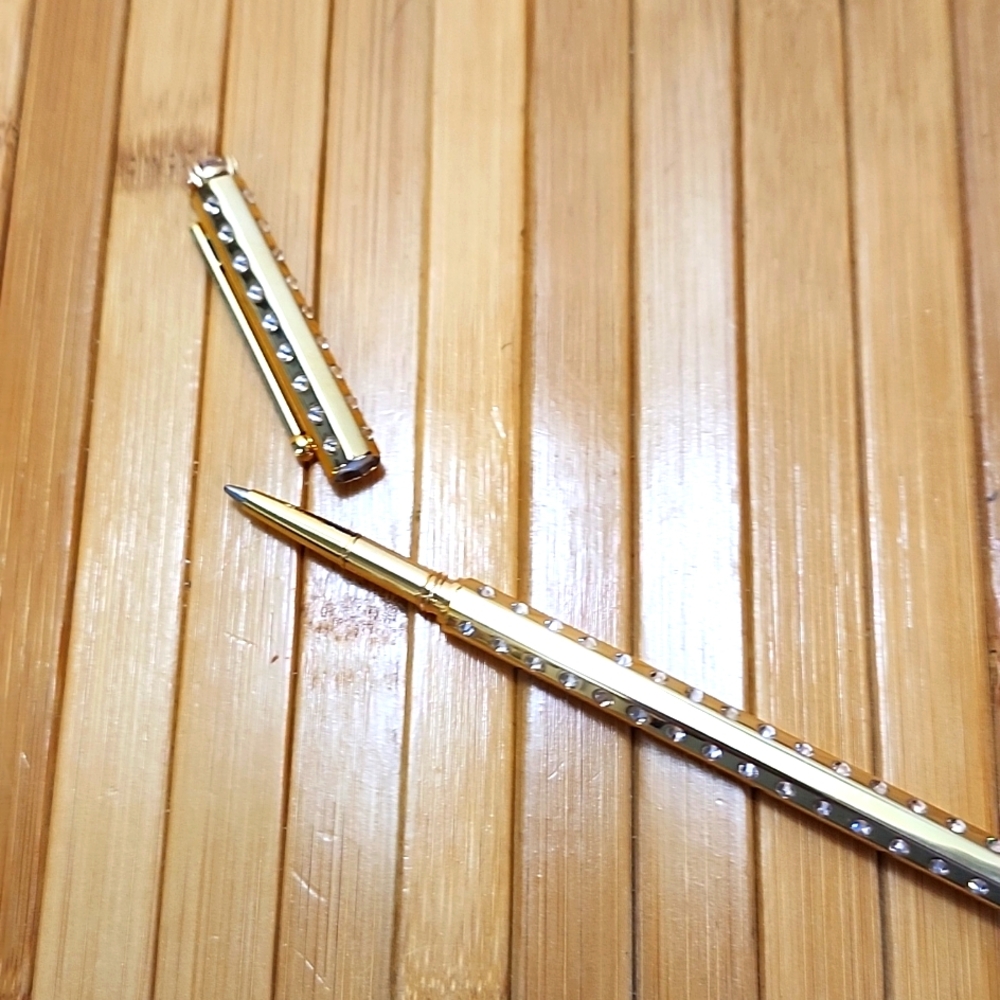 Swarovski Millenia Ballpoint Pen Statement, Gold Tone Crystals - Picture 4 of 14